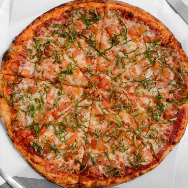 Margherita Pizza 16" (Large).