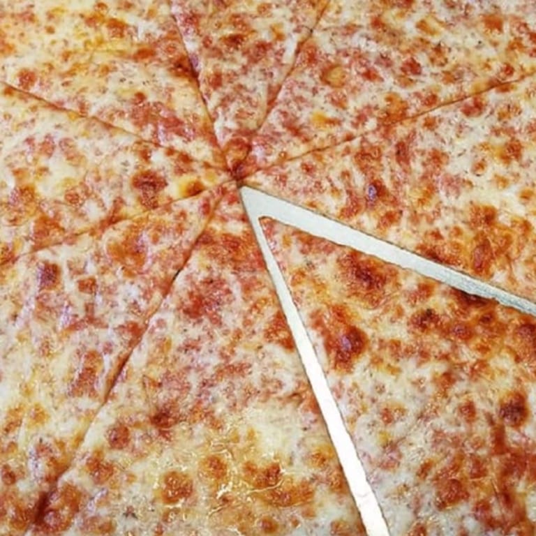 Delicious Cheese Pizza Options